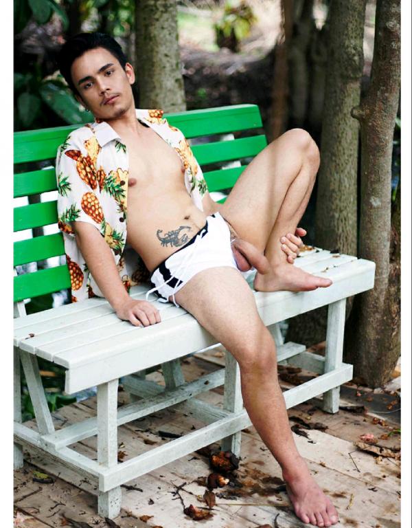 MAN-OMG-7---JOEY-RAINING-BOY